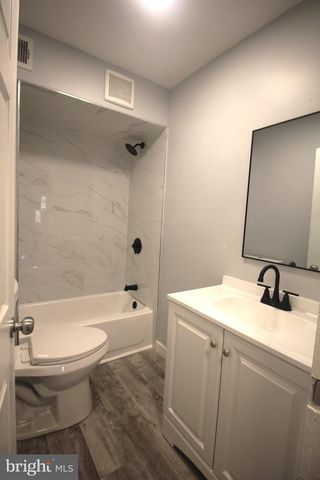 14 N OLDEN AVE N, Trenton, NJ 08609