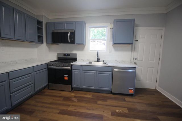 14 N OLDEN AVE N, Trenton, NJ 08609