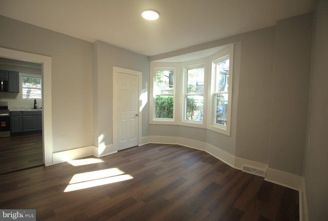 14 N OLDEN AVE N, Trenton, NJ 08609