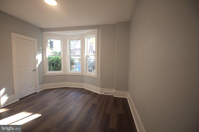 14 N OLDEN AVE N, Trenton, NJ 08609
