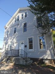 14 N OLDEN AVE N, Trenton, NJ 08609
