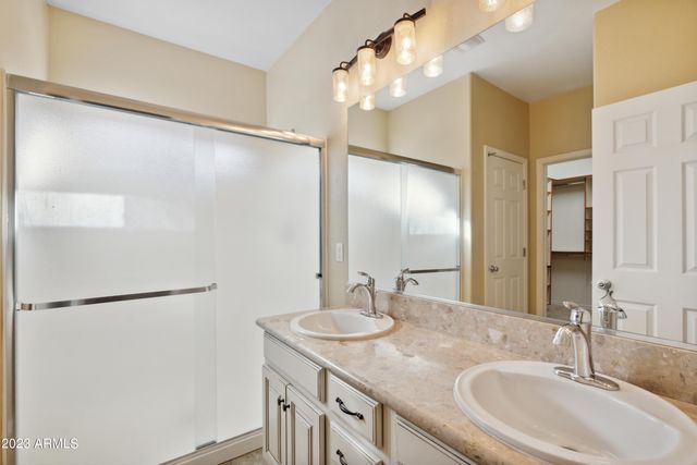 2820 E DETROIT Street, Chandler, AZ 85225