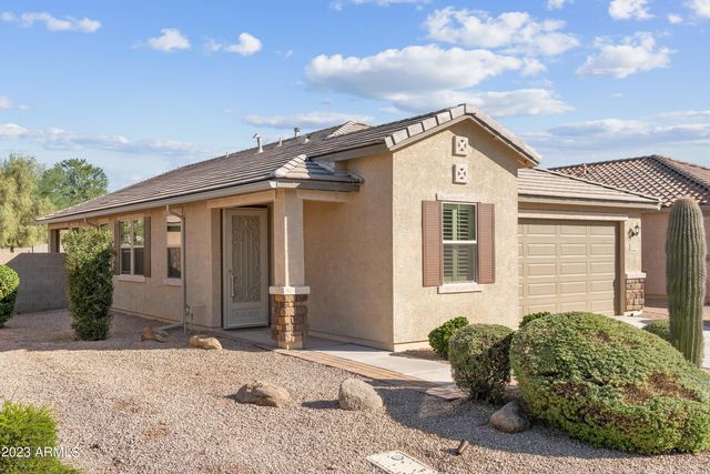 2820 E DETROIT Street, Chandler, AZ 85225