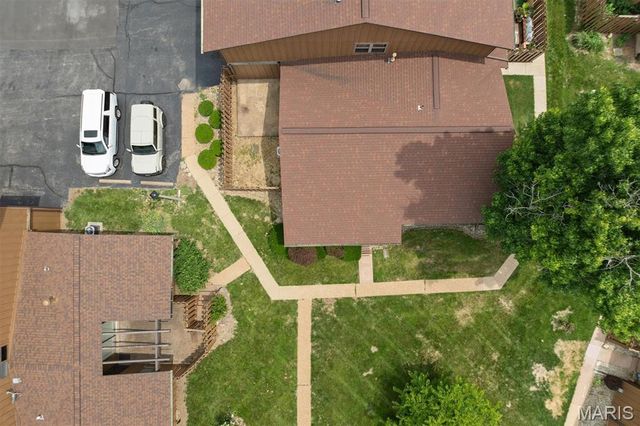 404 Whitehall Court, Belleville, IL 62223