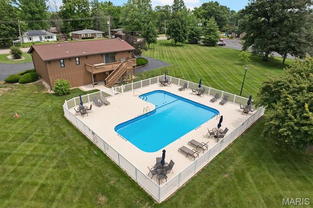 404 Whitehall Court, Belleville, IL 62223