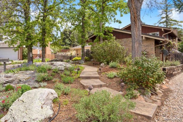 6528 S Oneida Court, Centennial, CO 80111