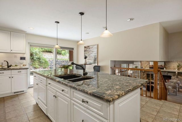 6528 S Oneida Court, Centennial, CO 80111