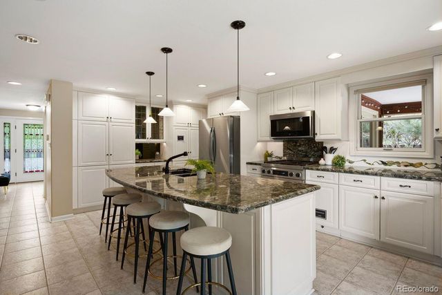 6528 S Oneida Court, Centennial, CO 80111