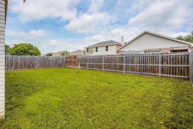 1116 Boxwood Drive, Crowley, TX 76036