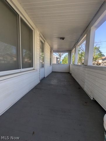 994 Peerless Avenue, Akron, OH 44320