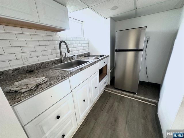 80 Belleville Avenue, Bloomfield, NJ 07003