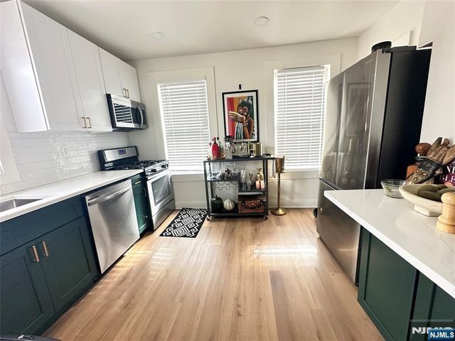 80 Belleville Avenue, Bloomfield, NJ 07003