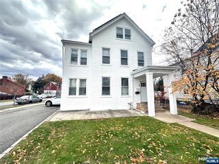 80 Belleville Avenue, Bloomfield, NJ 07003