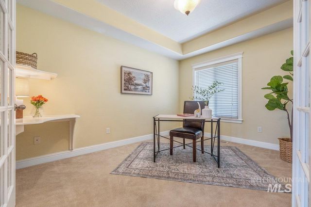 1815 W Divide Creek St, Meridian, ID 83646