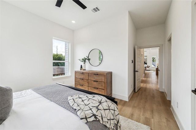 428 Calloway Street A, Houston, TX 77029