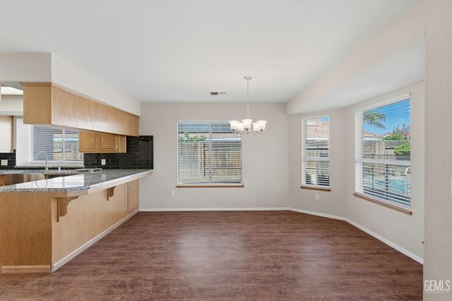 13904 Fremantle Court, Bakersfield, CA 93314