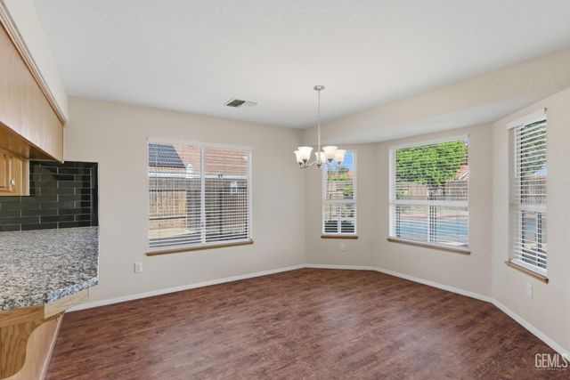 13904 Fremantle Court, Bakersfield, CA 93314