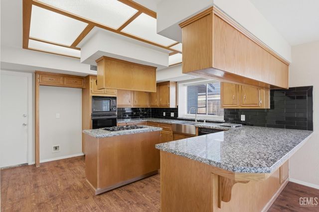 13904 Fremantle Court, Bakersfield, CA 93314