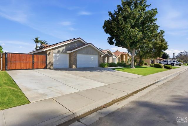 13904 Fremantle Court, Bakersfield, CA 93314