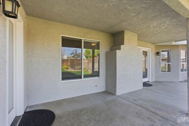 13904 Fremantle Court, Bakersfield, CA 93314