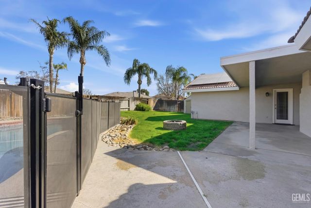 13904 Fremantle Court, Bakersfield, CA 93314