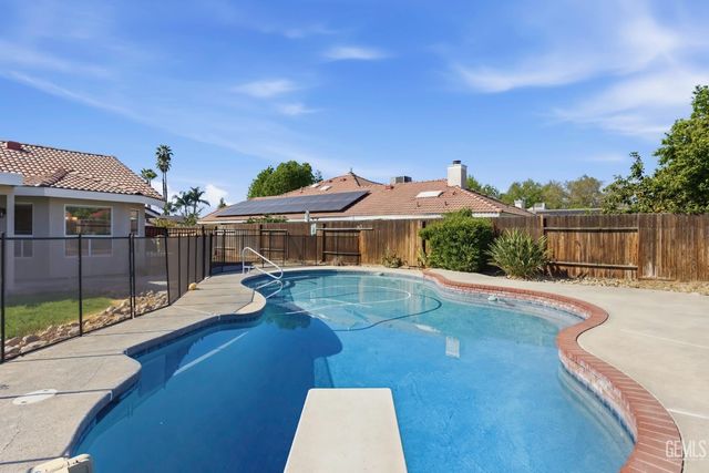 13904 Fremantle Court, Bakersfield, CA 93314