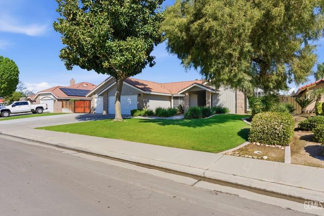 13904 Fremantle Court, Bakersfield, CA 93314