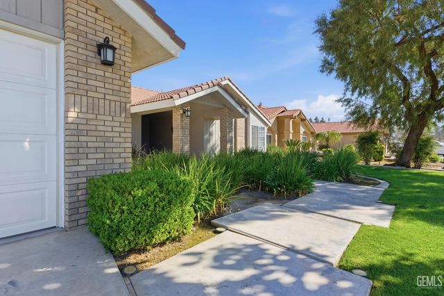 13904 Fremantle Court, Bakersfield, CA 93314