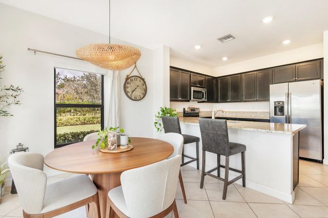 6107 Bangalow Drive, Lake Worth, FL 33463