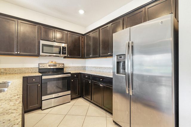 6107 Bangalow Drive, Lake Worth, FL 33463