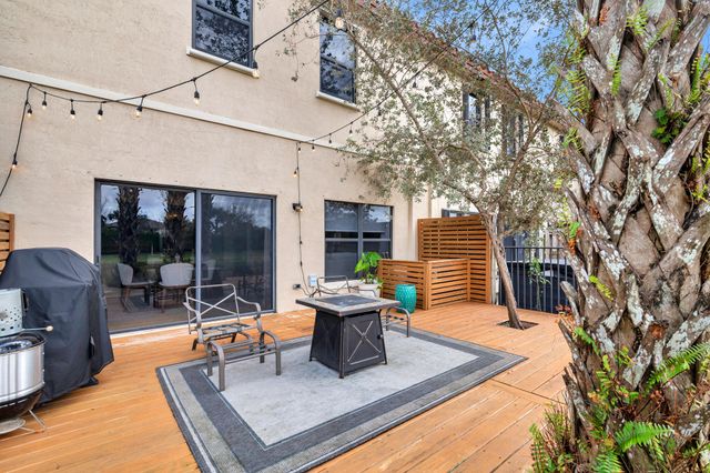 6107 Bangalow Drive, Lake Worth, FL 33463