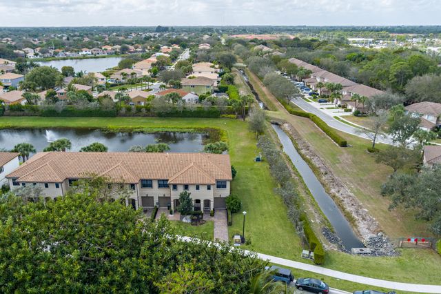6107 Bangalow Drive, Lake Worth, FL 33463