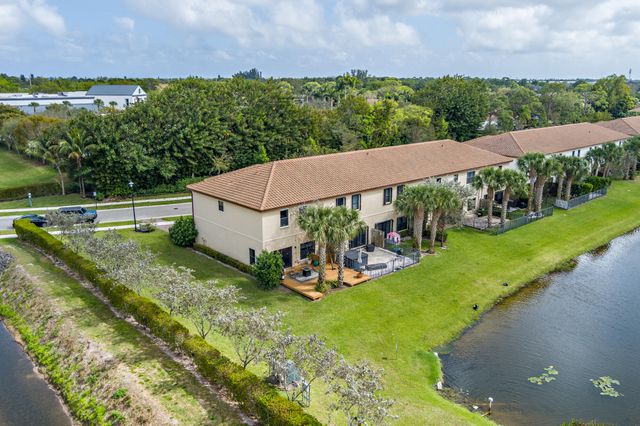 6107 Bangalow Drive, Lake Worth, FL 33463