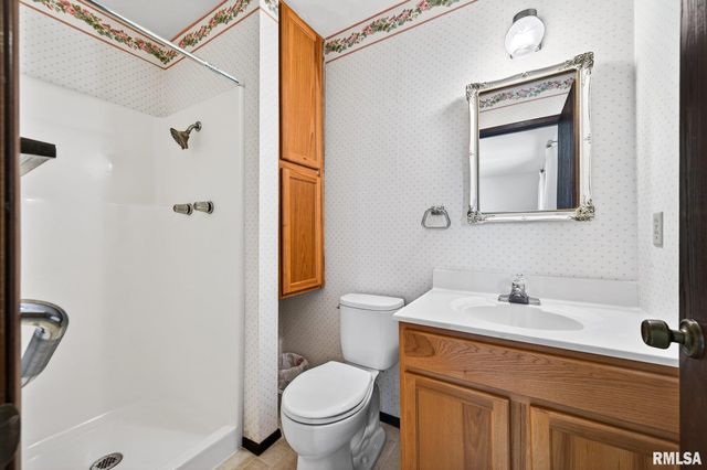 7 CARLTON Drive, Mackinaw, IL 61755