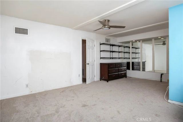 20748 Vose, Winnetka, CA 91306