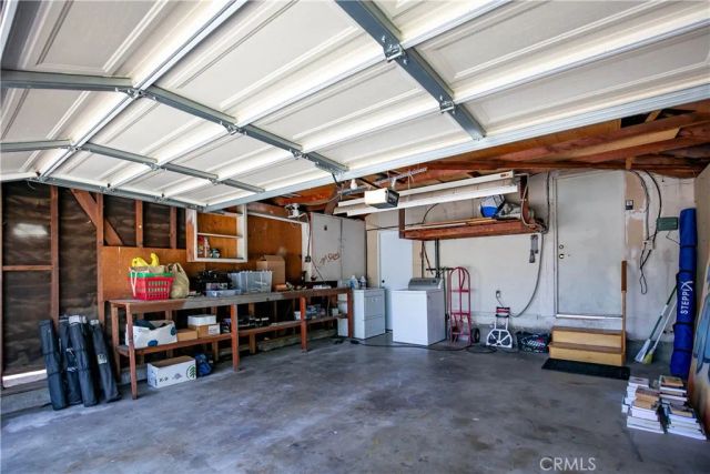 20748 Vose, Winnetka, CA 91306