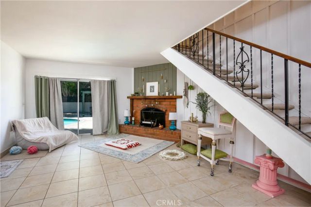 20748 Vose, Winnetka, CA 91306
