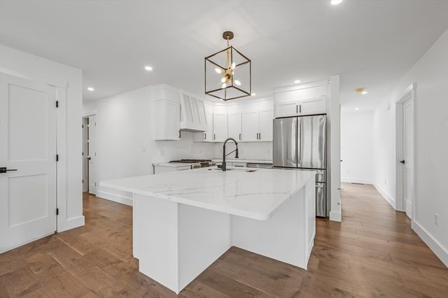 36 Belvidere Rd, Haverhill, MA 01830