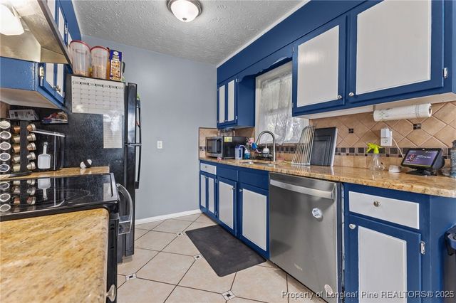 6532 Bonnie Bell Lane, Fayetteville, NC 28314