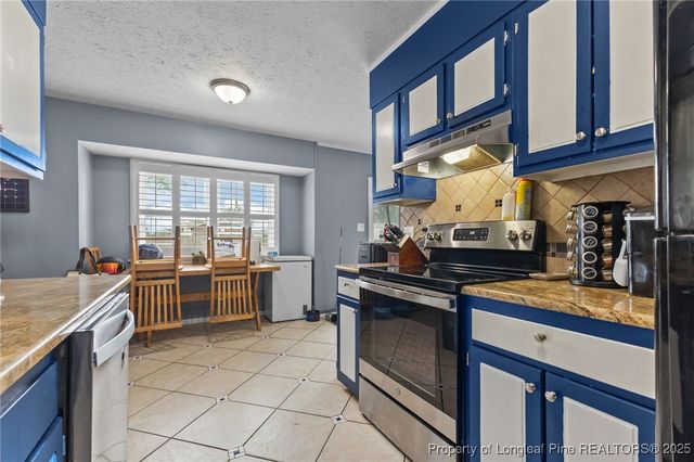 6532 Bonnie Bell Lane, Fayetteville, NC 28314