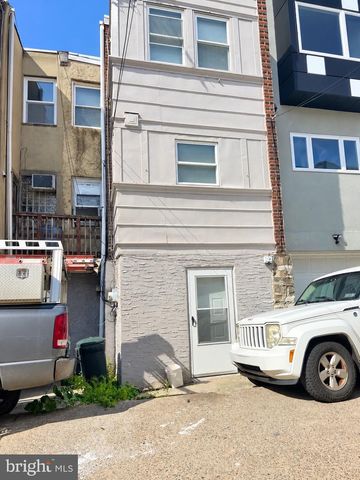 2823 S MARSHALL ST, Philadelphia, PA 19148