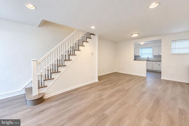 2823 S MARSHALL ST, Philadelphia, PA 19148
