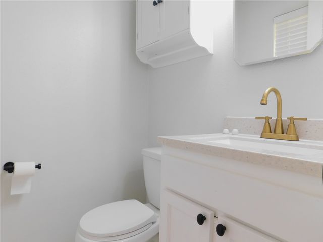 705 Sun Valley Drive, Denton, TX 76209