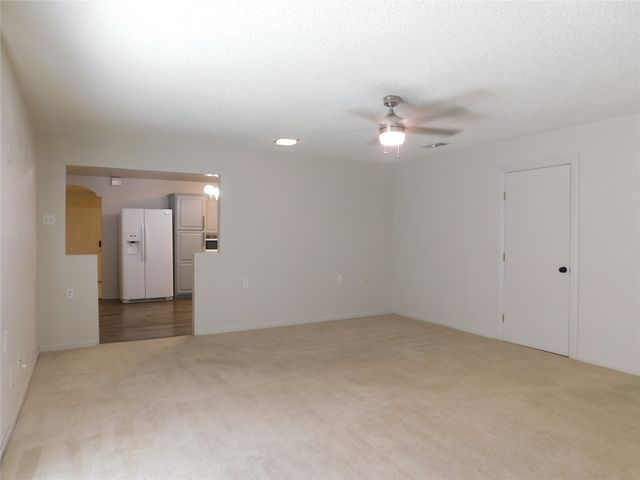 705 Sun Valley Drive, Denton, TX 76209