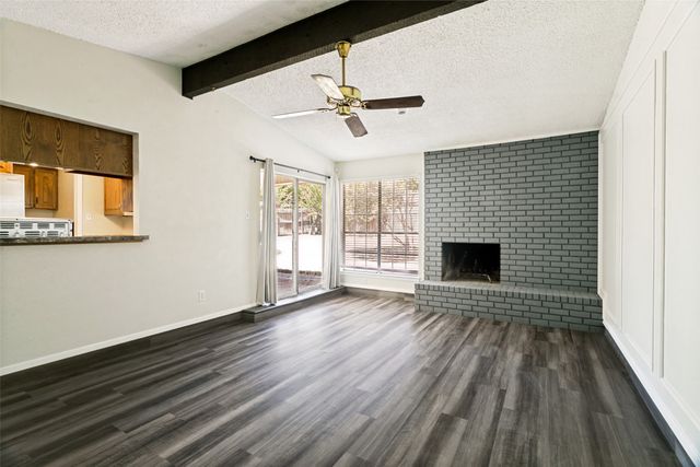 1117 S Thornbush Circle, Arlington, TX 76013