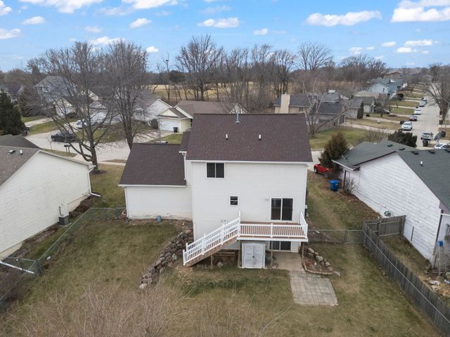 332 E Burnham Avenue, Des Moines, IA 50315