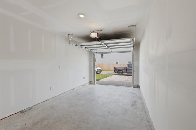 17222 Cymbal Lane, Conroe, TX 77306
