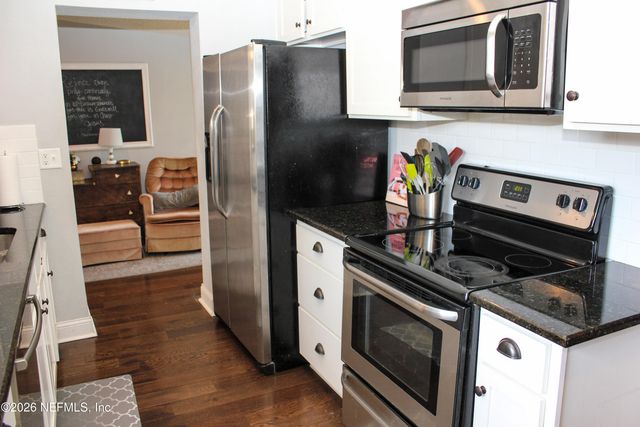 3637 PIZARRO Road, Jacksonville, FL 32217