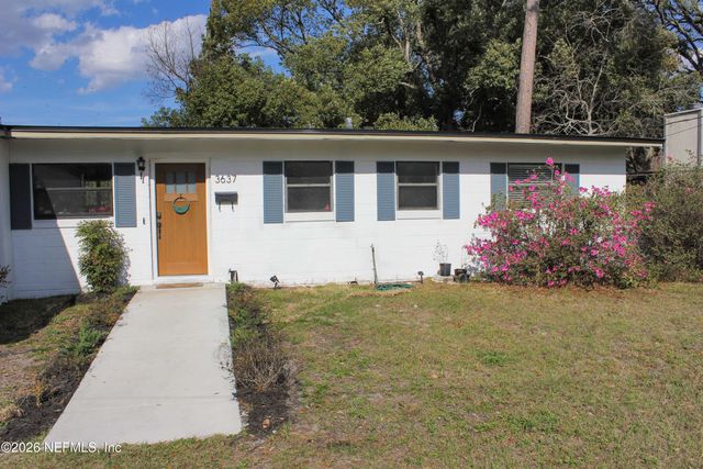 3637 PIZARRO Road, Jacksonville, FL 32217