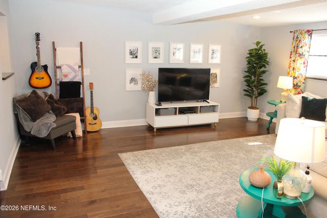 3637 PIZARRO Road, Jacksonville, FL 32217